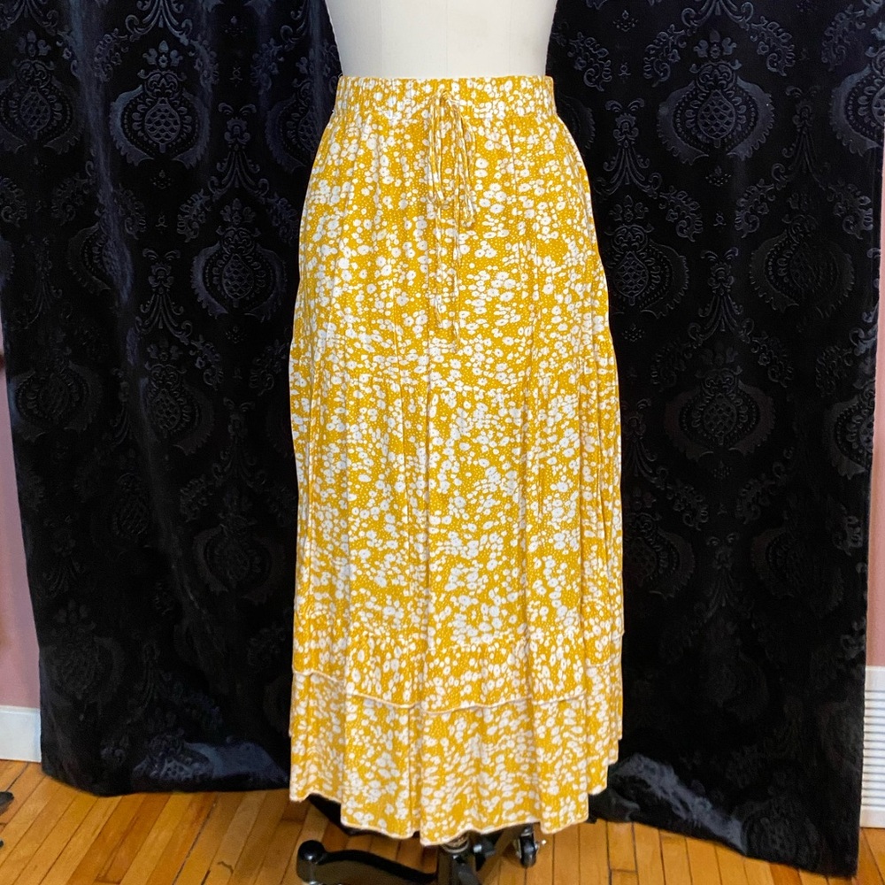 SHEIN Yellow Floral A-Line Skirt